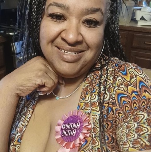 Meet your Posher, Robin - Picture 1 of 1